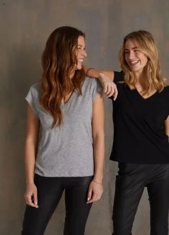 Kvinde Coster Copenhagen T-Shirts^Cc Heart T-Shirt Med V-Hals