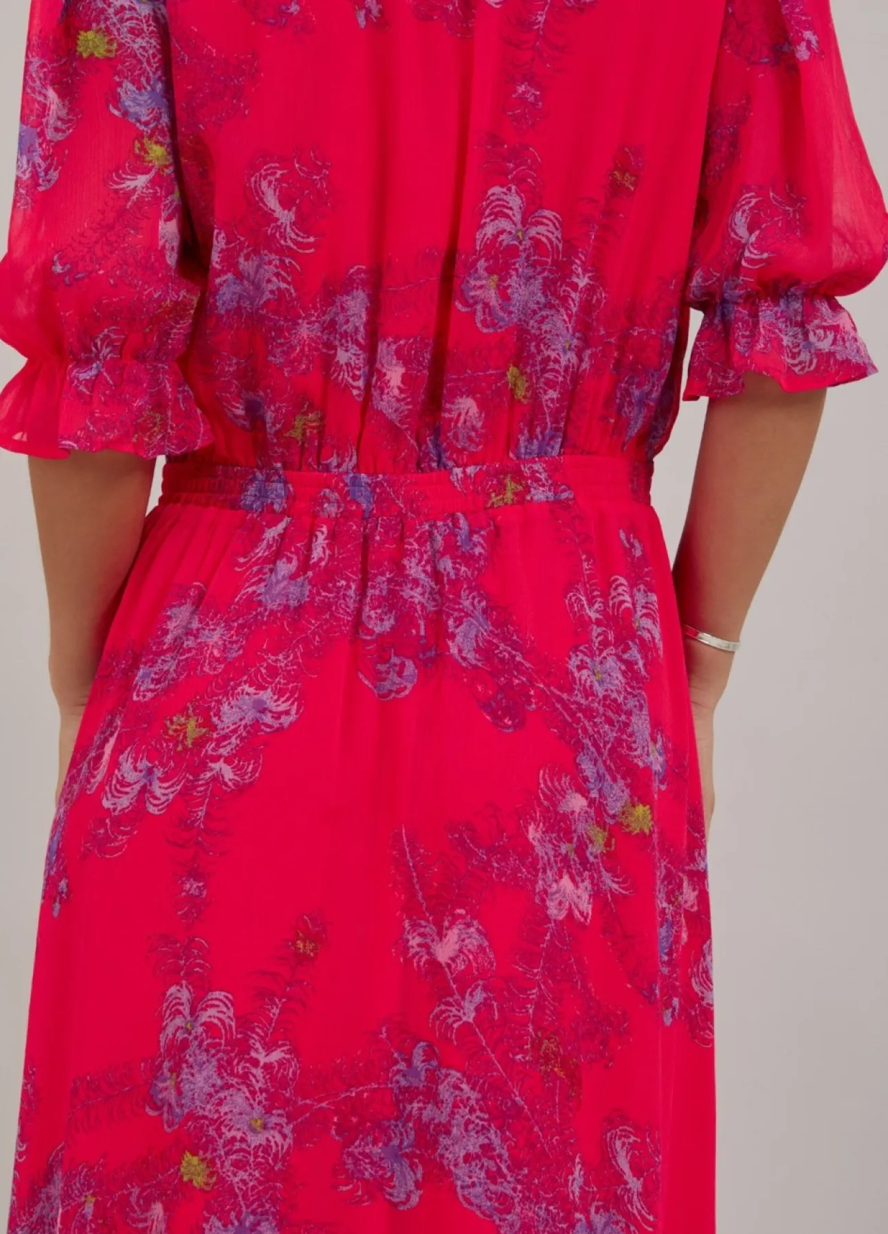 Kvinde Coster Copenhagen Kjoler^Lang Kjole M. Feather Bloom Print